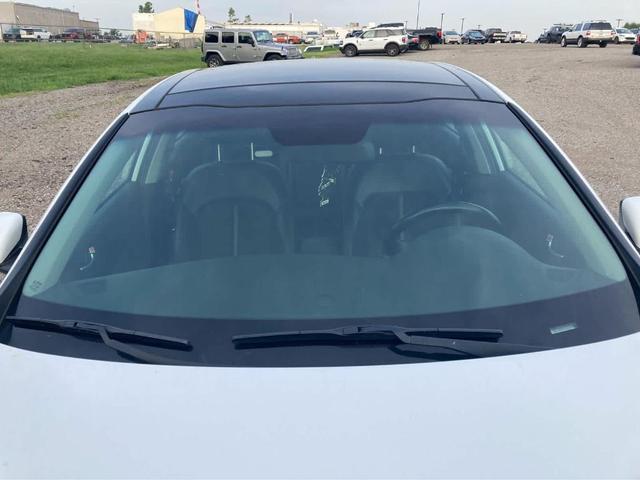 Photo of 2018 Snow White Pearl Kia Optima