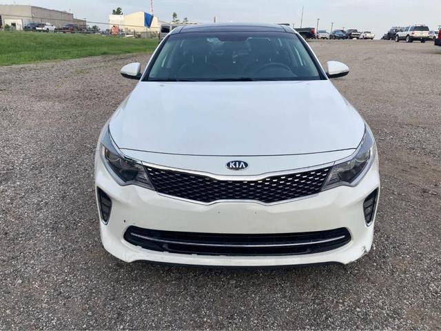 Photo of 2018 Snow White Pearl Kia Optima