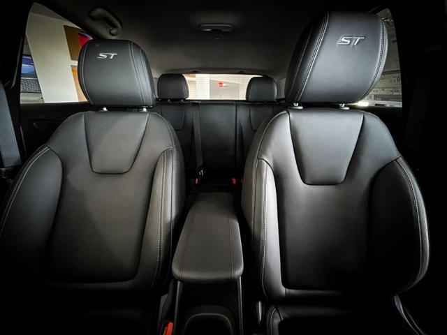Photo of 2024 Summit White Buick Encore GX
