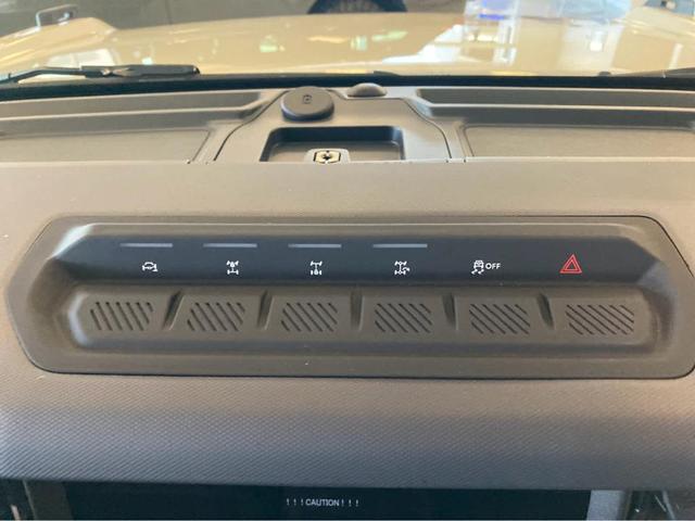 Photo of 2025 Desert Sand Ford Bronco