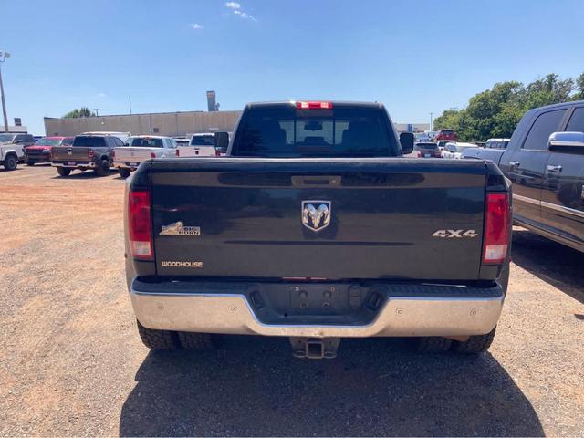 Photo of 2018 Brilliant Black Crystal Pearlcoat RAM 3500