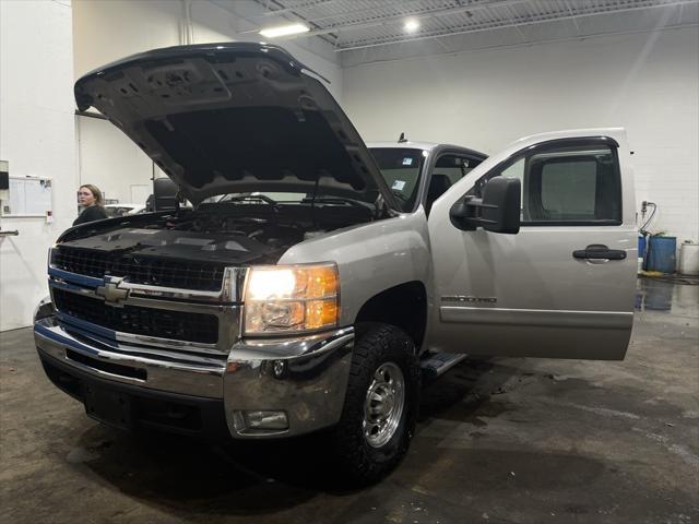 Photo of 2008 Silver Birch Metallic Chevrolet Silverado 2500