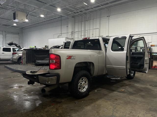 Photo of 2008 Silver Birch Metallic Chevrolet Silverado 2500