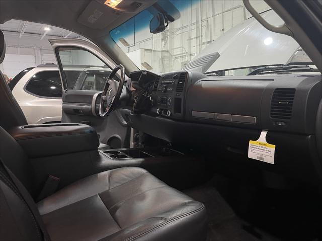 Photo of 2008 Silver Birch Metallic Chevrolet Silverado 2500
