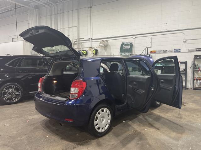 Photo of 2009 Nautical Blue Metallic Scion xD