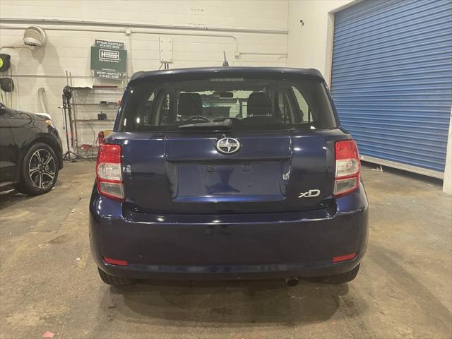Photo of 2009 Nautical Blue Metallic Scion xD