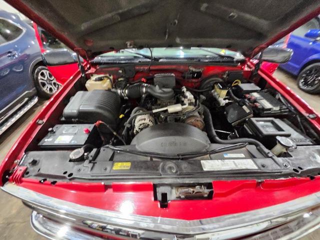 Photo of 1996 Red Chevrolet 1500