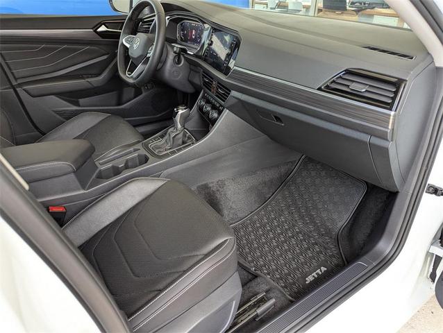 Photo of 2024 Opal White Volkswagen Jetta