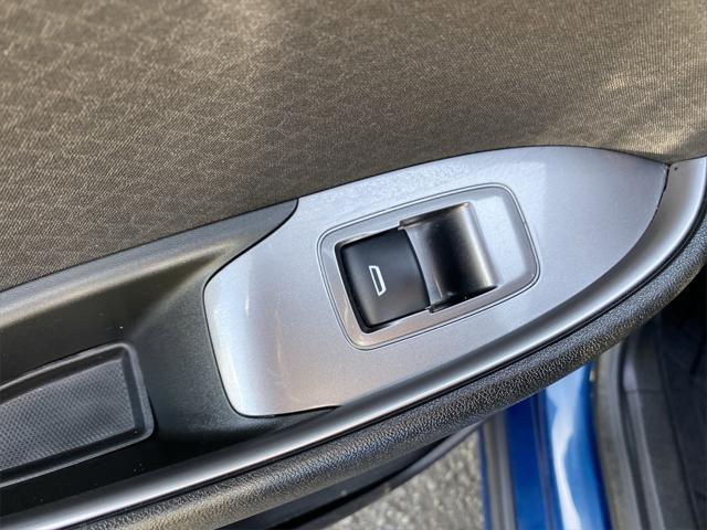 Photo of 2019 Pacific Blue Metallic Chevrolet Malibu