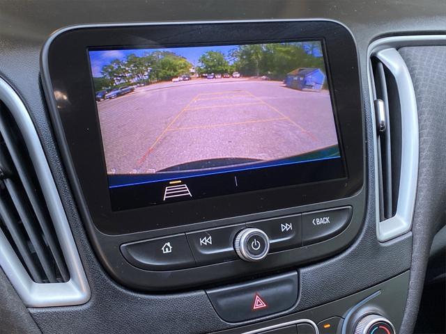 Photo of 2019 Pacific Blue Metallic Chevrolet Malibu