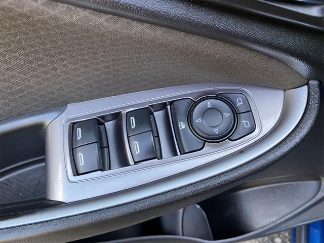Photo of 2019 Pacific Blue Metallic Chevrolet Malibu