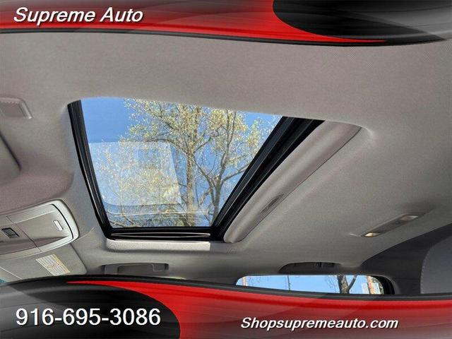 Photo of 2016 Summit White Chevrolet Silverado 2500