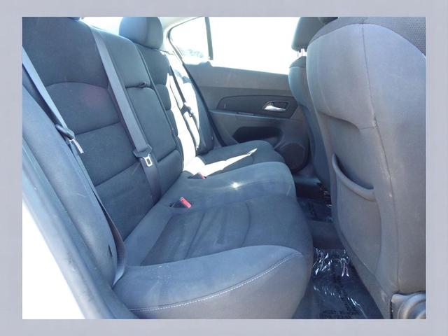 Photo of 2016 Silver Chevrolet Cruze Limited
