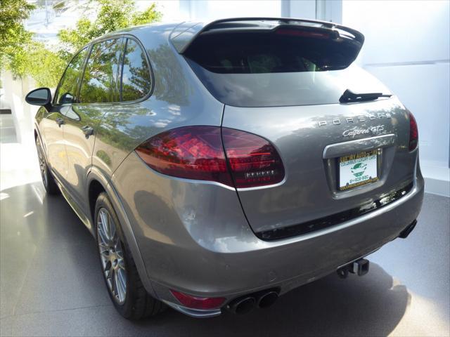 Photo of 2014 Gray Porsche Cayenne