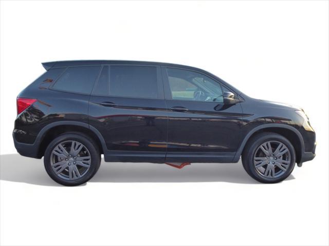 Photo of 2020 Black Honda Passport