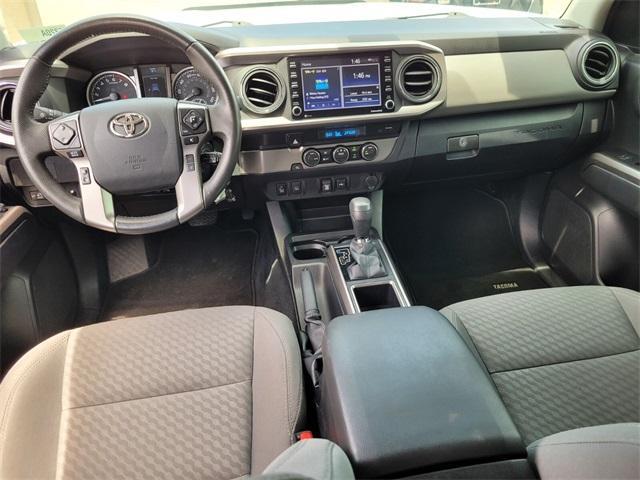 Photo of 2022 White Toyota Tacoma