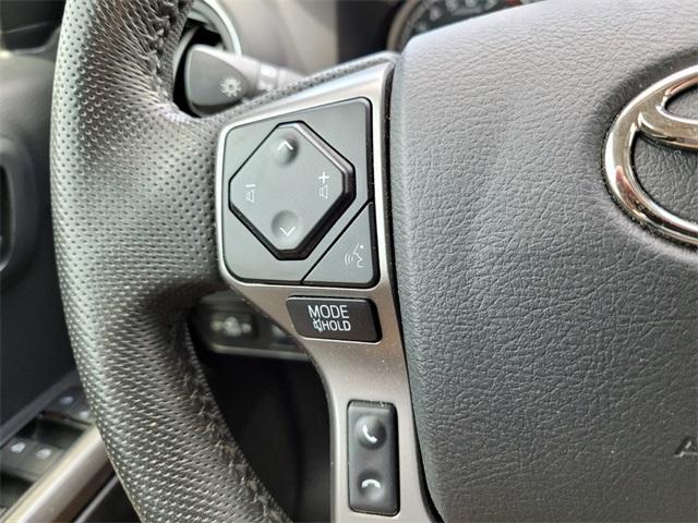 Photo of 2022 White Toyota Tacoma