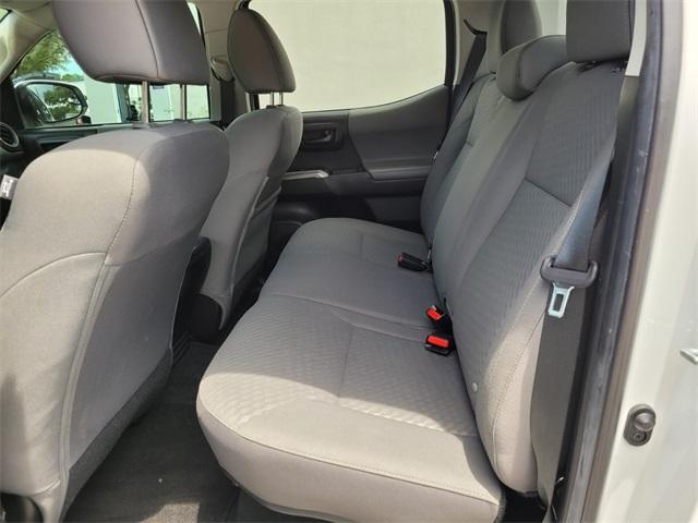 Photo of 2022 White Toyota Tacoma