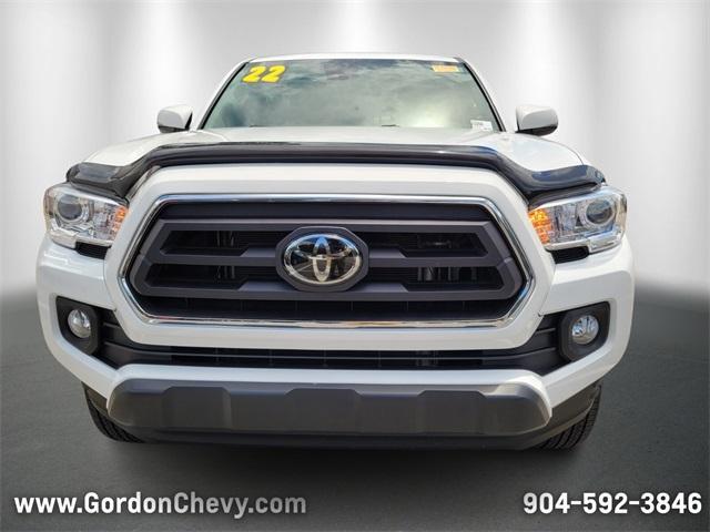 Photo of 2022 White Toyota Tacoma