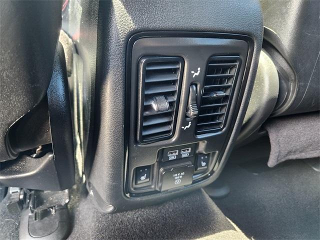 Photo of 2023 DB Black Crystal Clearcoat Dodge Durango