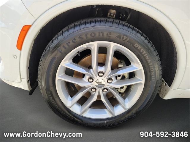 Photo of 2023 White Knuckle Clearcoat Dodge Durango