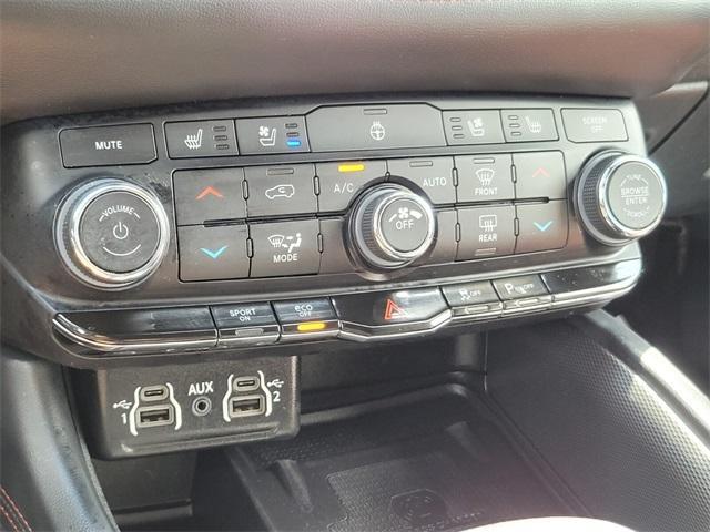Photo of 2023 White Knuckle Clearcoat Dodge Durango