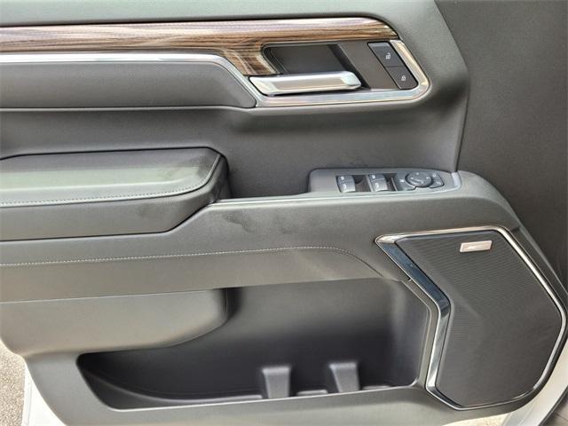 Photo of 2024 Summit White Chevrolet Silverado 1500