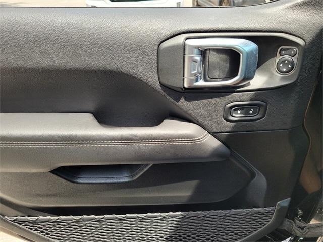 Photo of 2022 Black Clearcoat Jeep Wrangler Unlimited