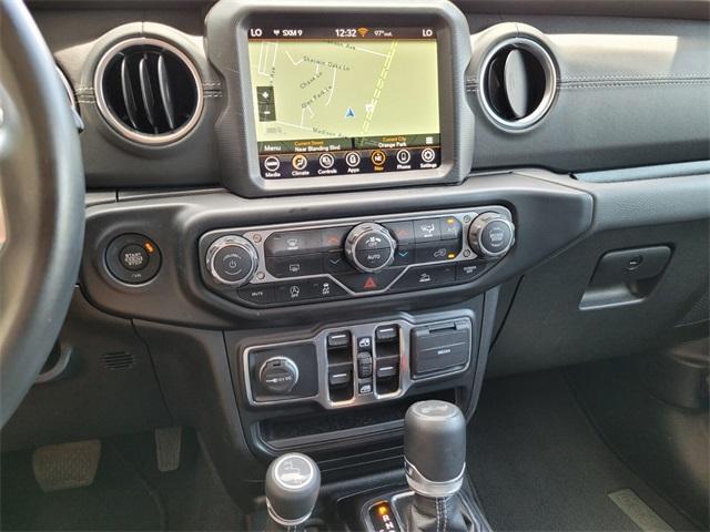 Photo of 2022 Black Clearcoat Jeep Wrangler Unlimited