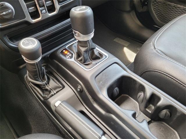 Photo of 2022 Black Clearcoat Jeep Wrangler Unlimited