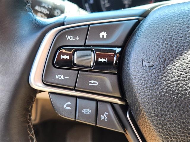 Photo of 2018 Lunar Silver Metallic Honda Accord