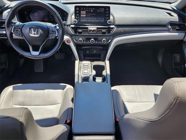 Photo of 2018 Lunar Silver Metallic Honda Accord