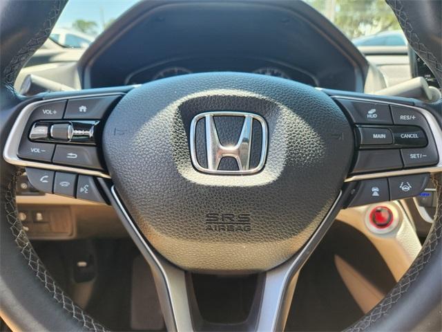 Photo of 2018 Lunar Silver Metallic Honda Accord