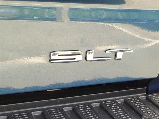 Photo of 2024 Metallic GMC Sierra 1500