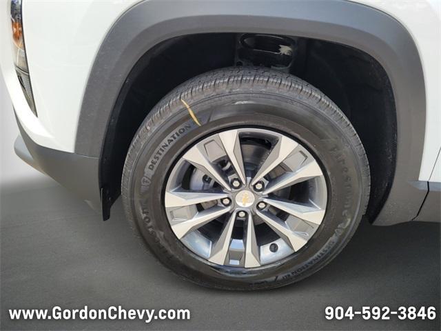 Photo of 2026 Summit White Chevrolet Equinox