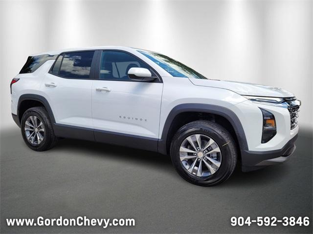 Photo of 2026 Summit White Chevrolet Equinox