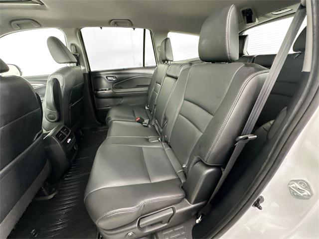 Photo of 2021 Platinum White Pearl Honda Pilot