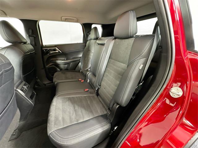 Photo of 2024 Red Diamond Mitsubishi Outlander