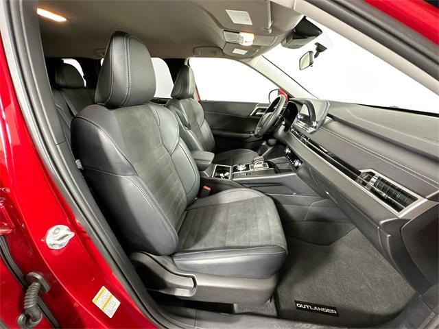 Photo of 2024 Red Diamond Mitsubishi Outlander