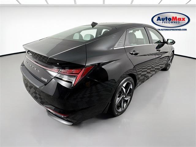 Photo of 2022 Phantom Black Hyundai ELANTRA