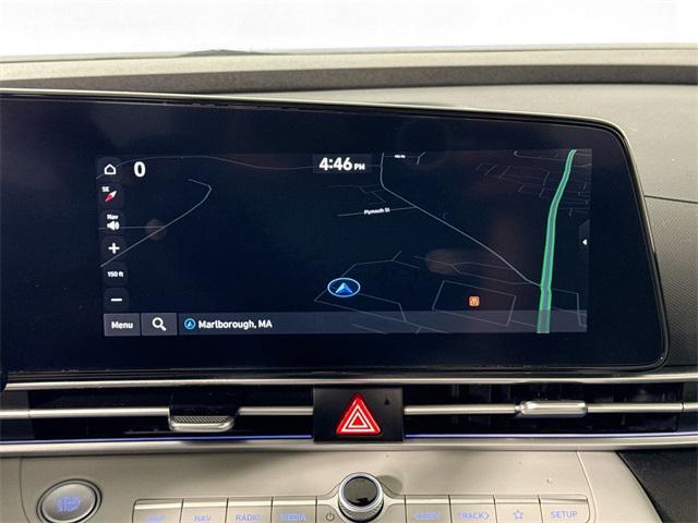 Photo of 2022 Phantom Black Hyundai ELANTRA