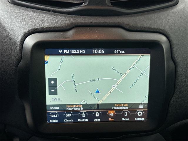 Photo of 2022 Alpine White Clearcoat Jeep Renegade