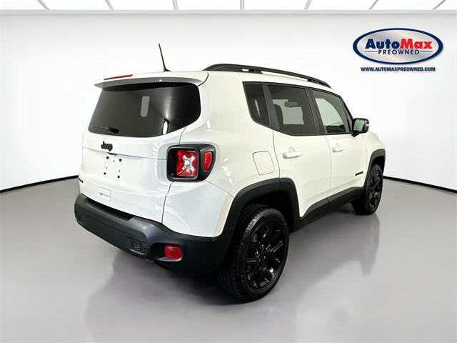 Photo of 2022 Alpine White Clearcoat Jeep Renegade