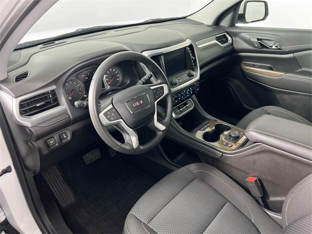 Photo of 2023 Summit White GMC Acadia