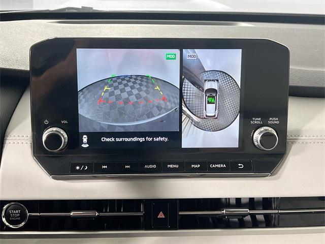 Photo of 2022 Mercury Gray Metallic Mitsubishi Outlander