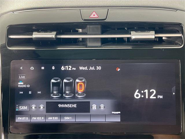 Photo of 2022 Quartz White Hyundai TUCSON