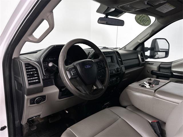 Photo of 2021 Oxford White Ford F-250