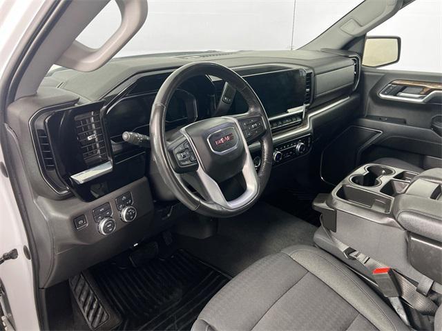 Photo of 2022 Summit White GMC Sierra 1500