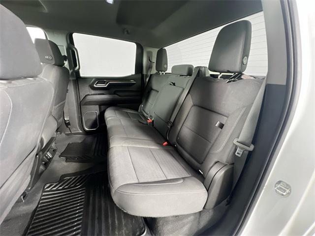Photo of 2022 Summit White GMC Sierra 1500