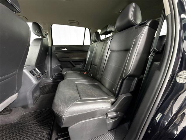 Photo of 2022 Deep Black Volkswagen Atlas